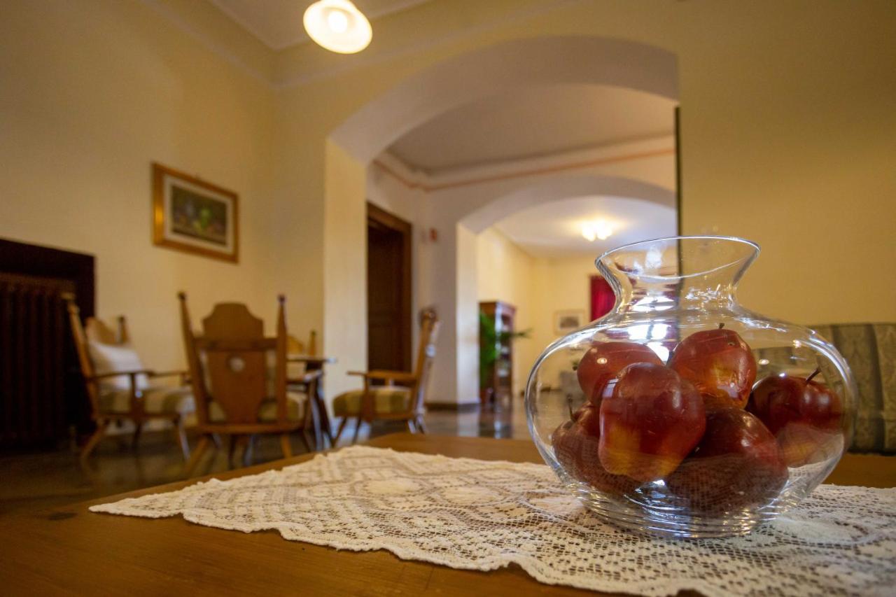 Hotel Salegg Сьюзі Екстер'єр фото